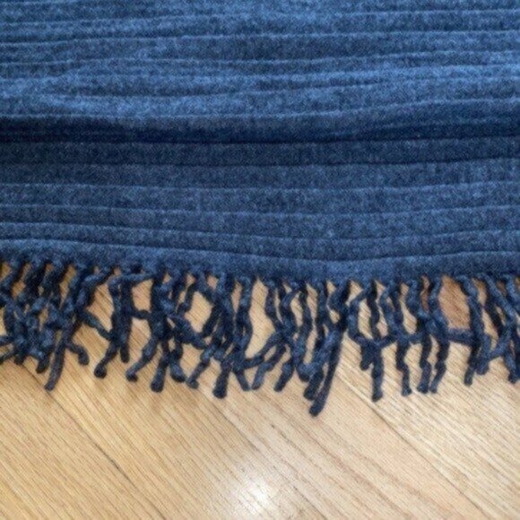 Ribbed Soft Dark Gray Scarf Lambswool - Picture 5 of 5
